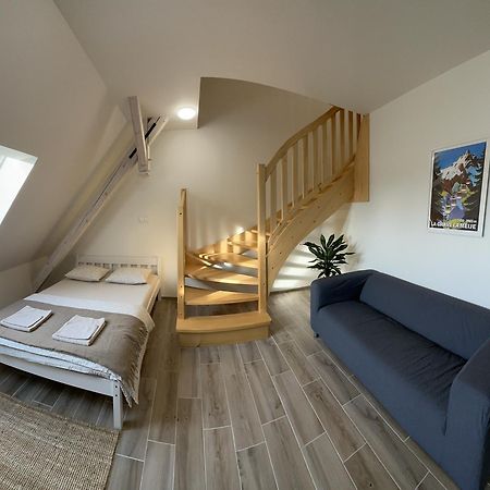 Apartmany Monastery Suites Zirec Dvůr Králové nad Labem Екстериор снимка